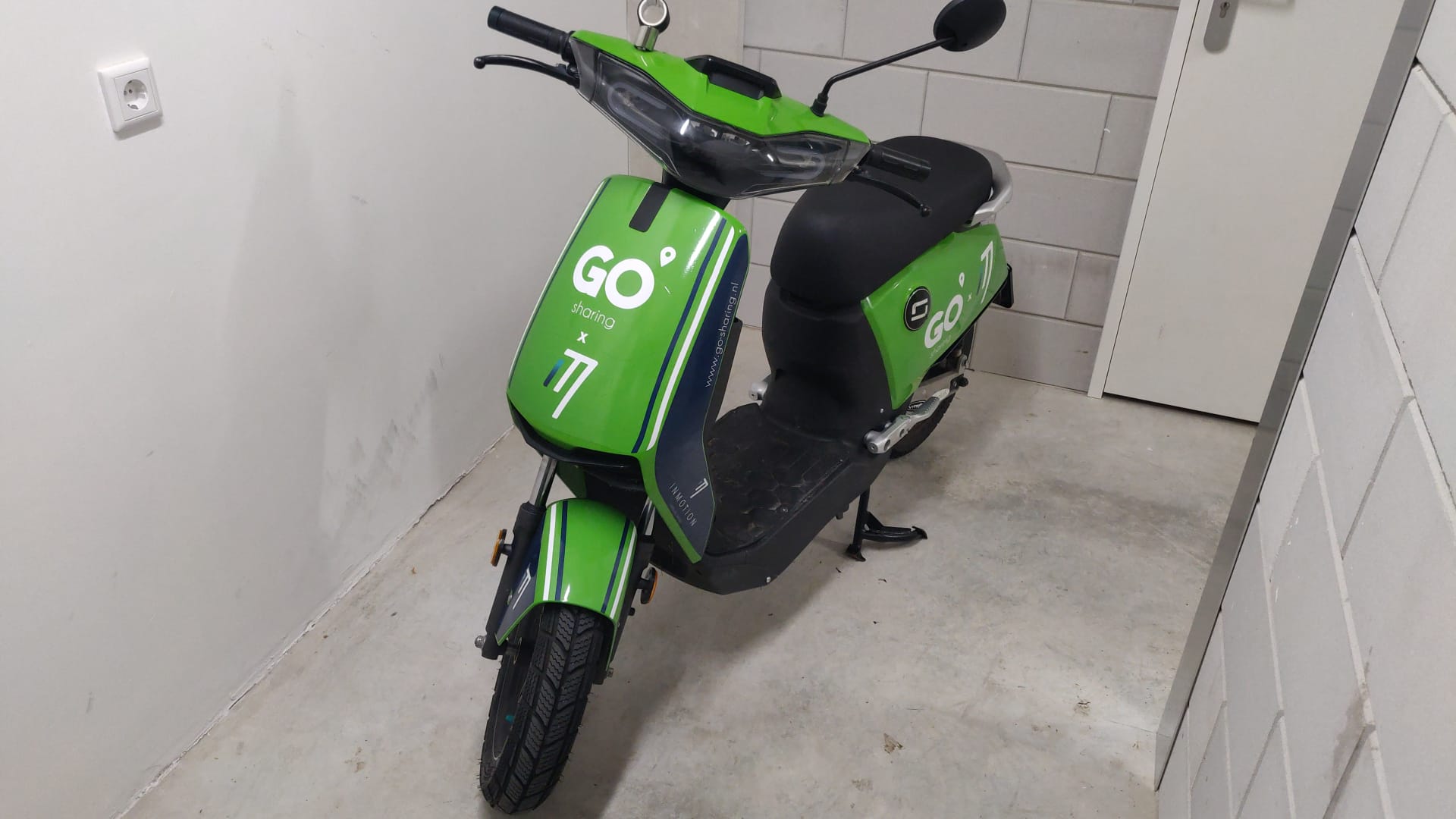 Bestickeren Go Scooters