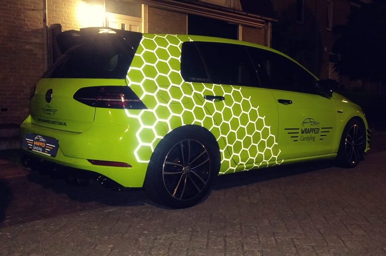 Full carwrap Volkswagen Golf GTE (Toxic Green)