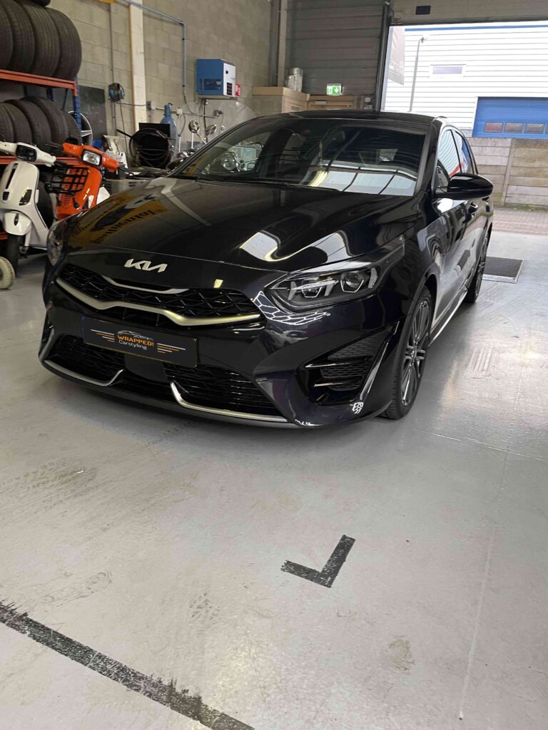 De-Chrome Kia ProCeed