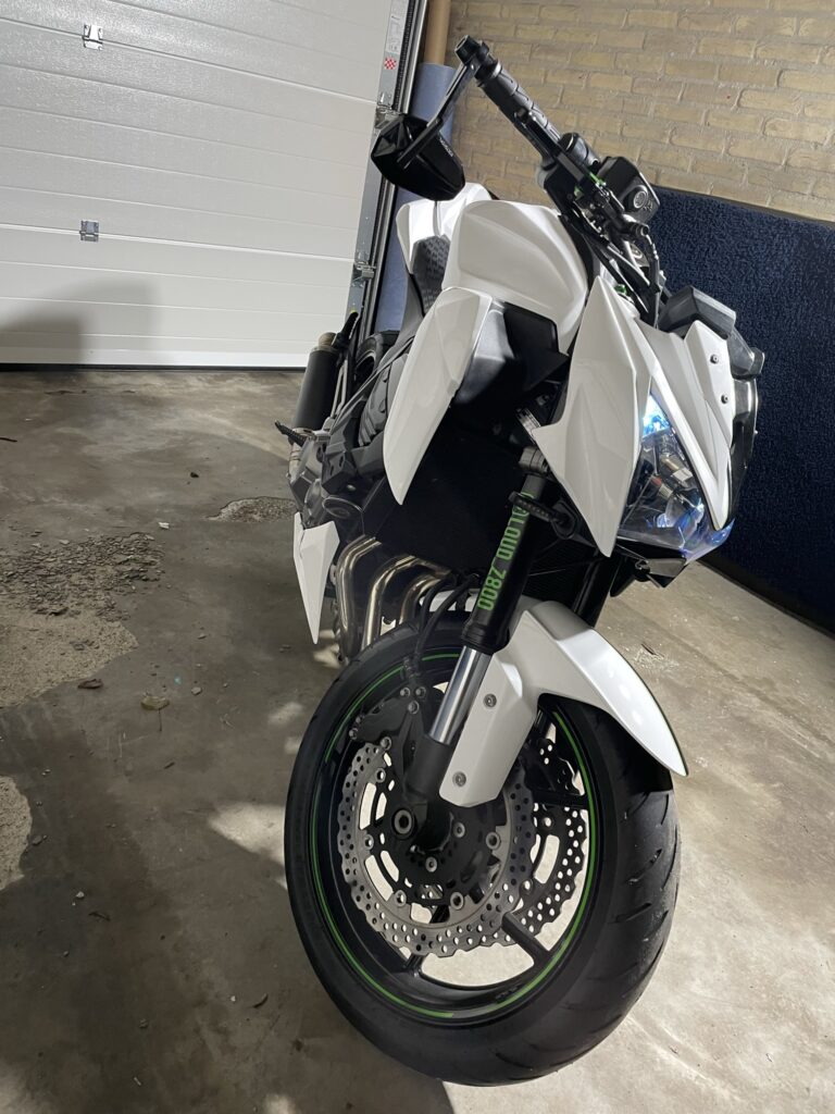 2-Tone Wrap Kawasaki Z800 - Gloss white/ Grass Green