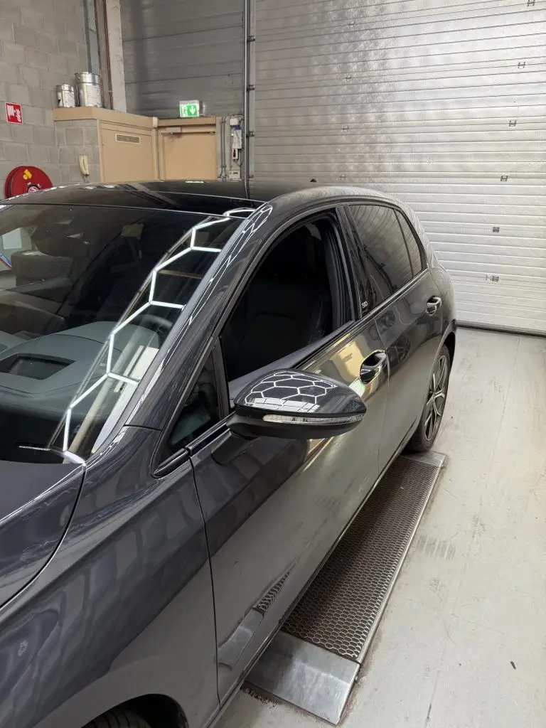 Volkswagen golf 8 - De-chrome