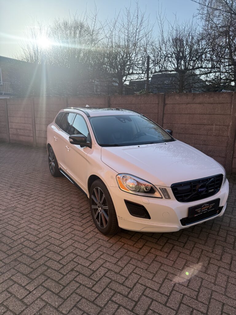 Volvo XC60 - Dechrome