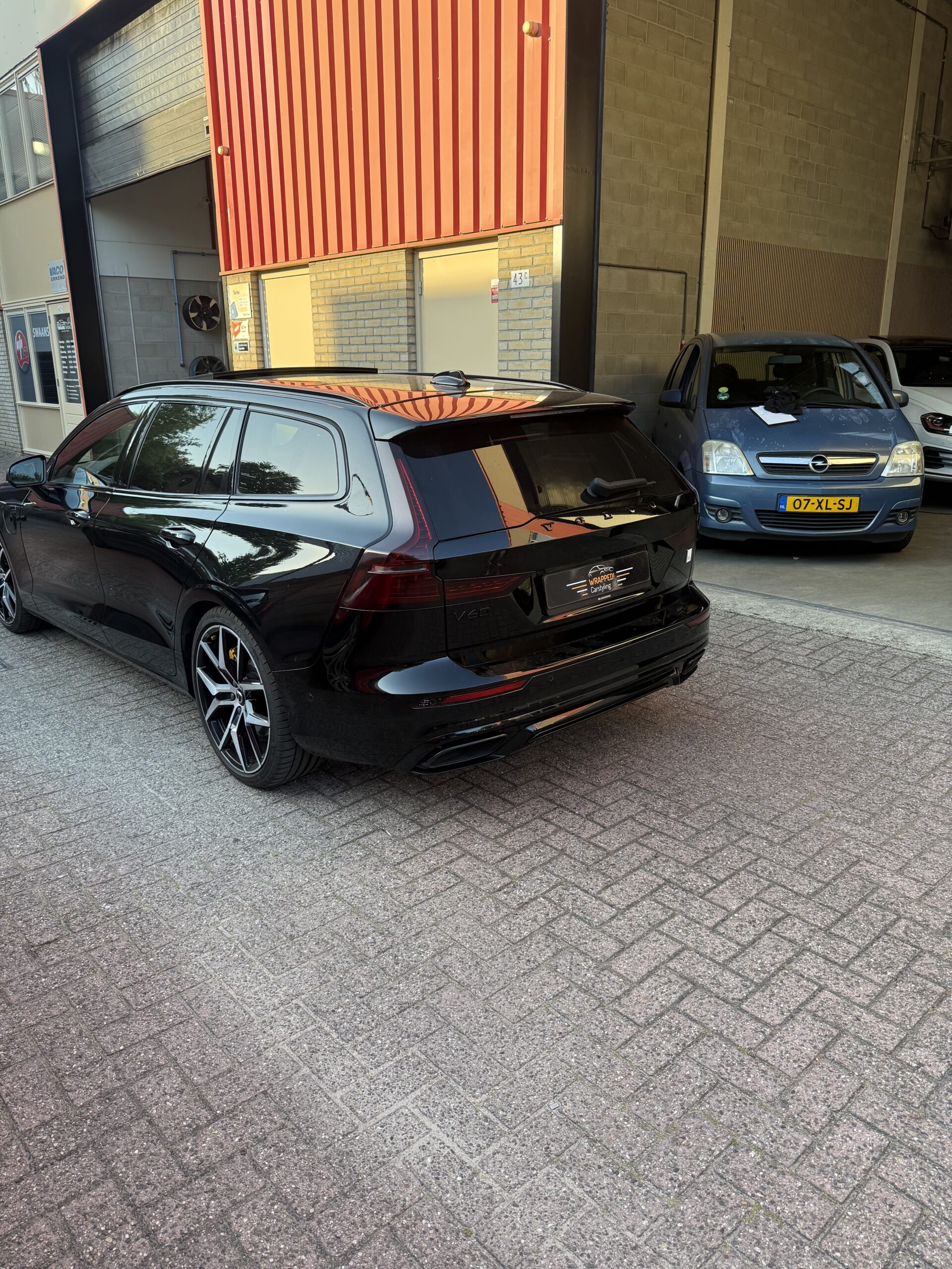 VolvoV60