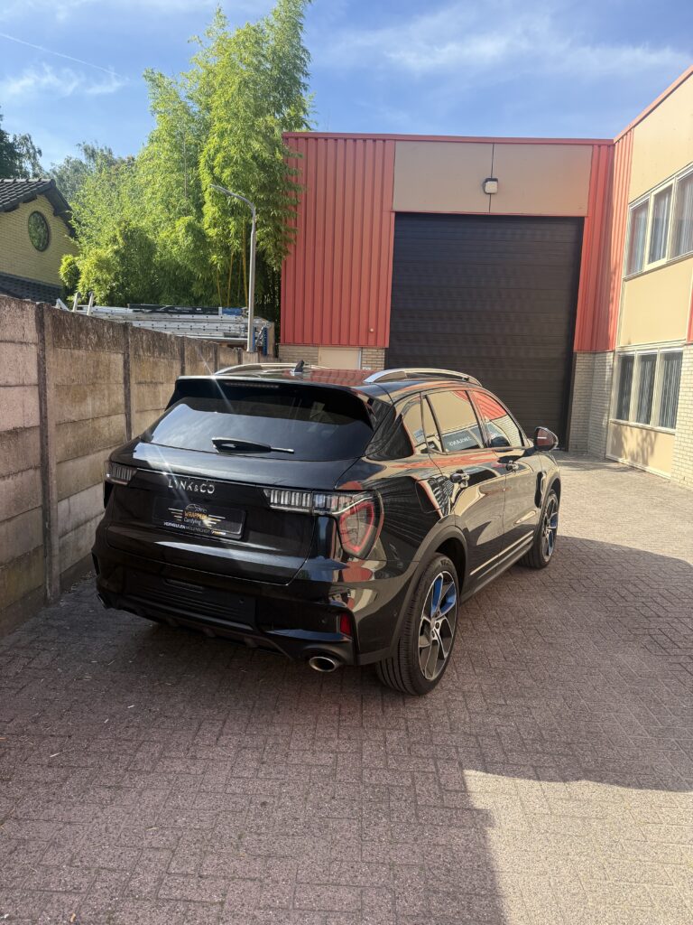 Lynk en Co o1 - Dechrome - WRAPPED! Carstyling