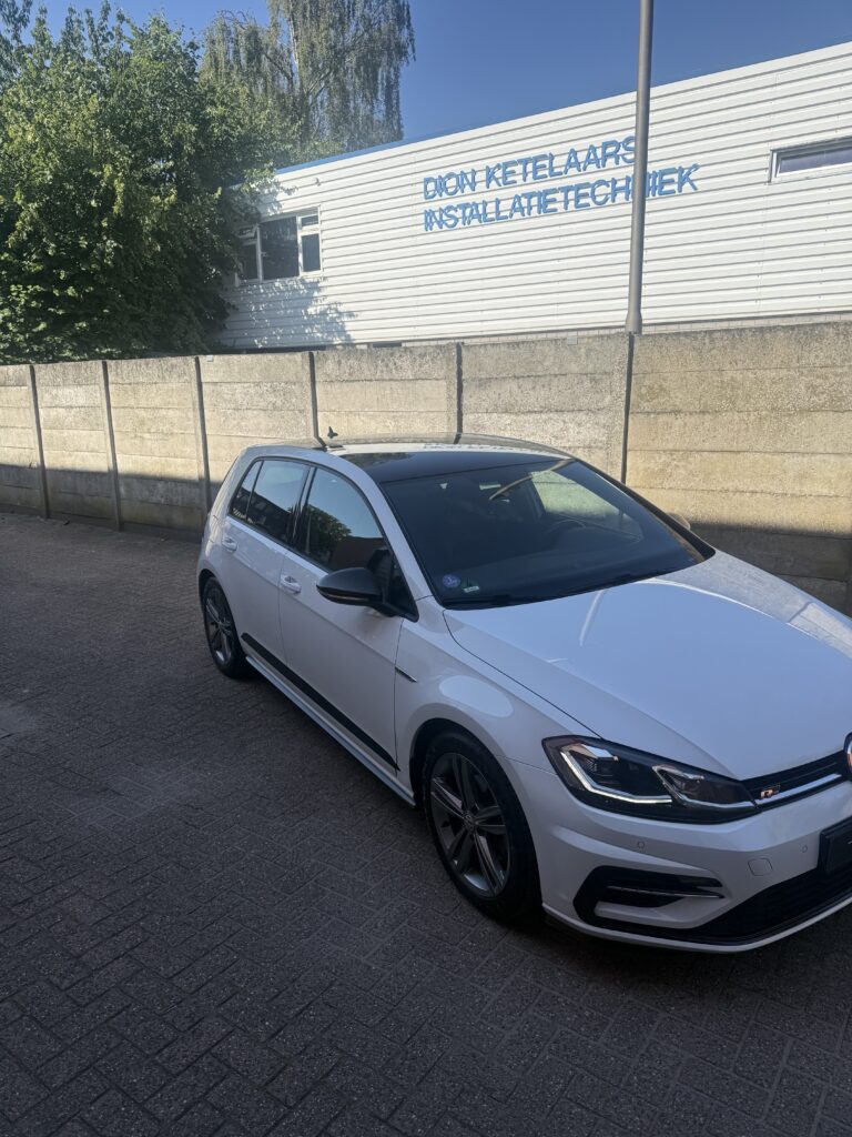 Volkswagen Golf - Carwrap - WRAPPED! Carstyling