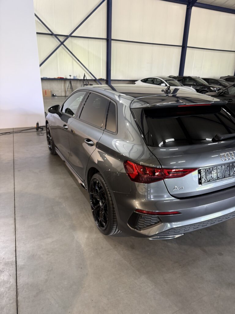 Audi A3 - Dechrome - WRAPPED! Carstyling