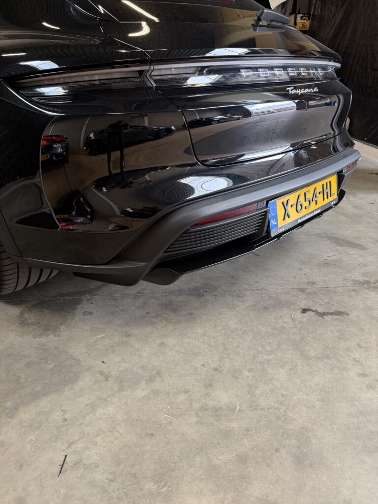 Porsche Taycan - De-Chrome - WRAPPED! Carstyling
